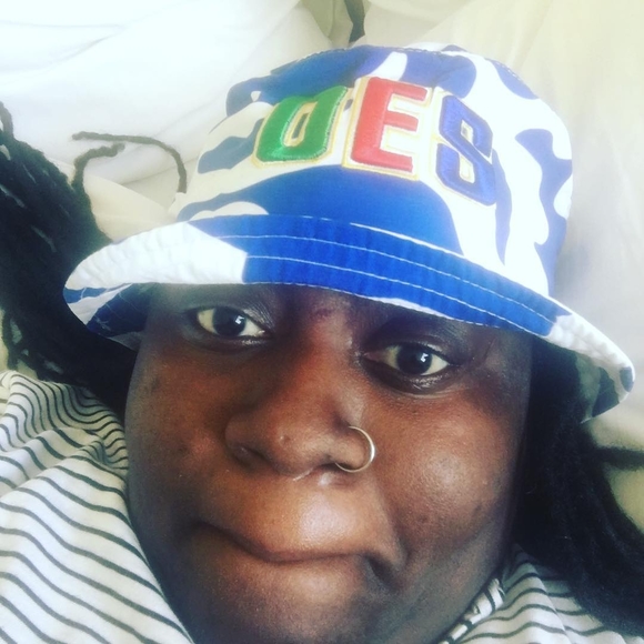 Meet your Posher, A - Picture 1 of 1